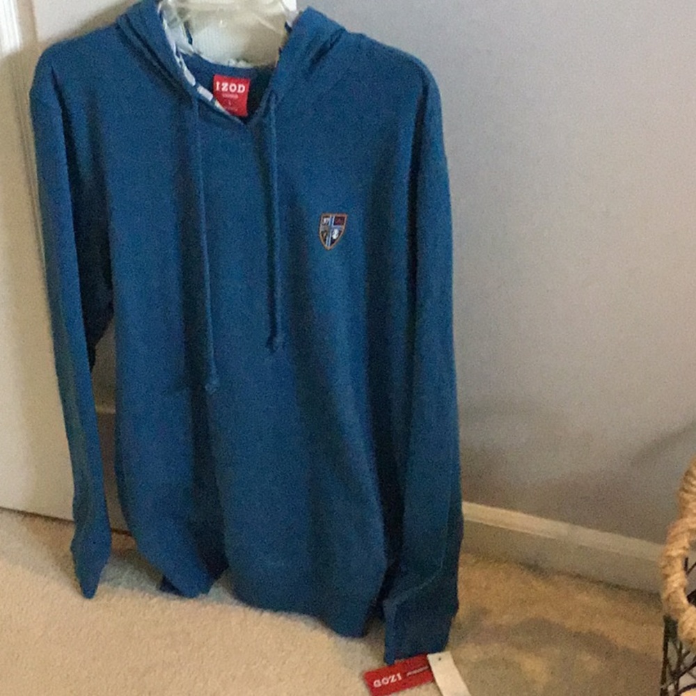 NWT Men’s L  Izod  hooded sweatshirt